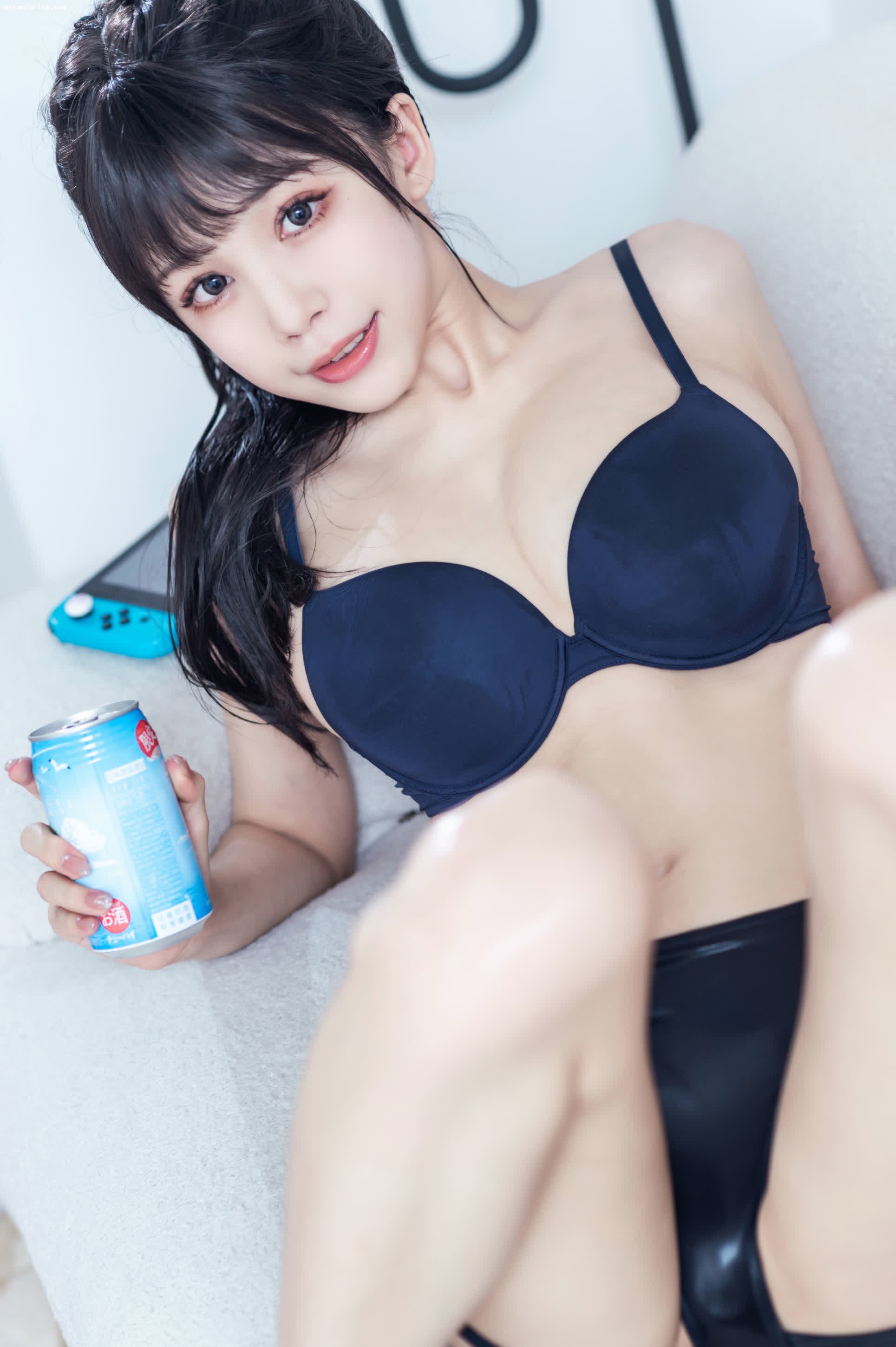 图库-水淼aqua NO.092 运动内衣[41P + 1Video]
